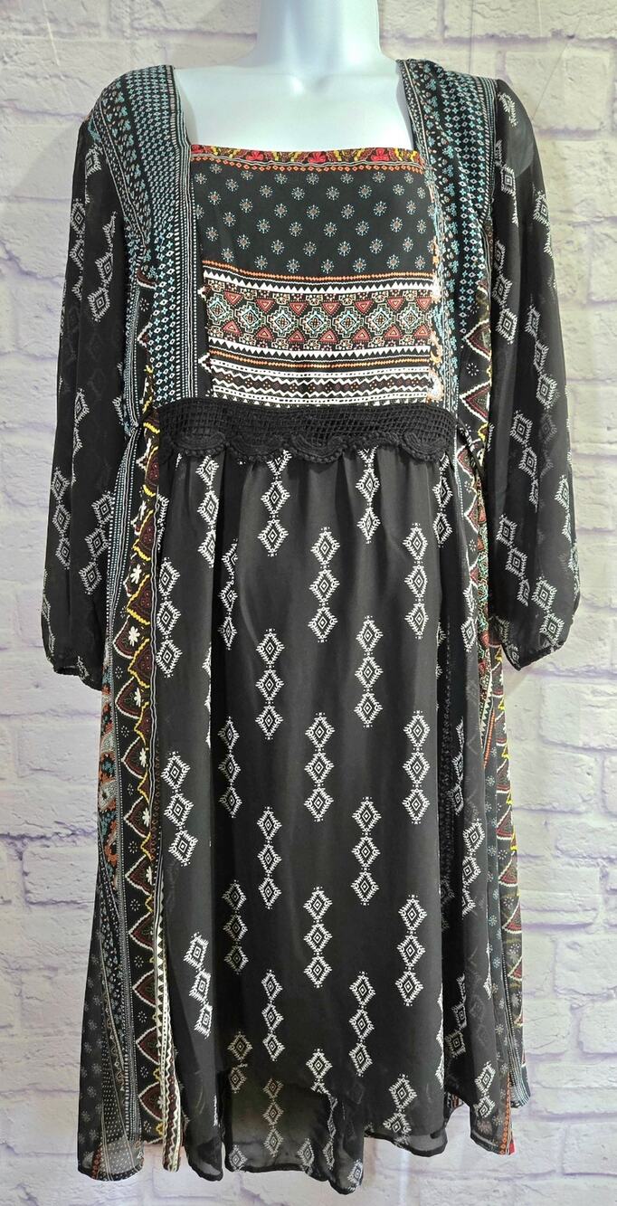Sami & Jo Black Geo Print Bohemian Style Dress 2X Plus Long Sheer Sleeves Lined
